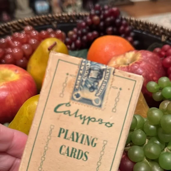 VINTAGE CALYPSO PLAYING CARDS - Picture 4 of 6